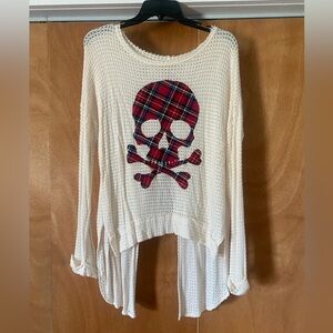 Cream Knit High-Low Sweater with Red Plaid Skull